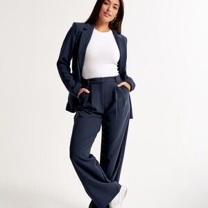 Sloane curve love wide leg trousers